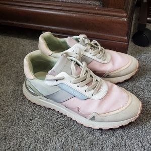 Michael kors shows size 6